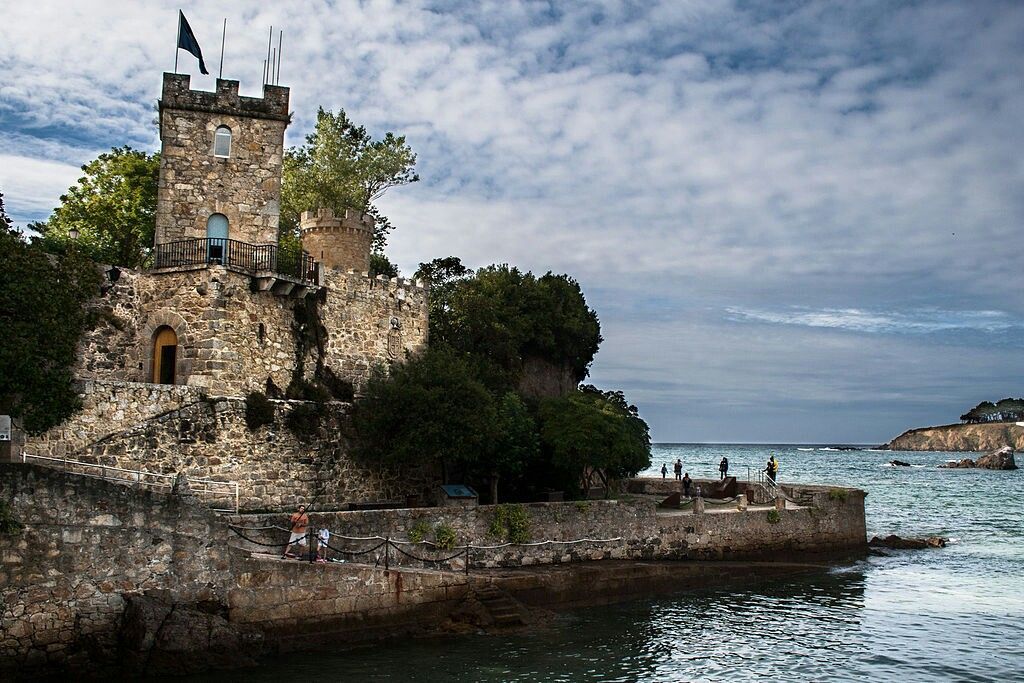 Lugar Santa Cruz Castle