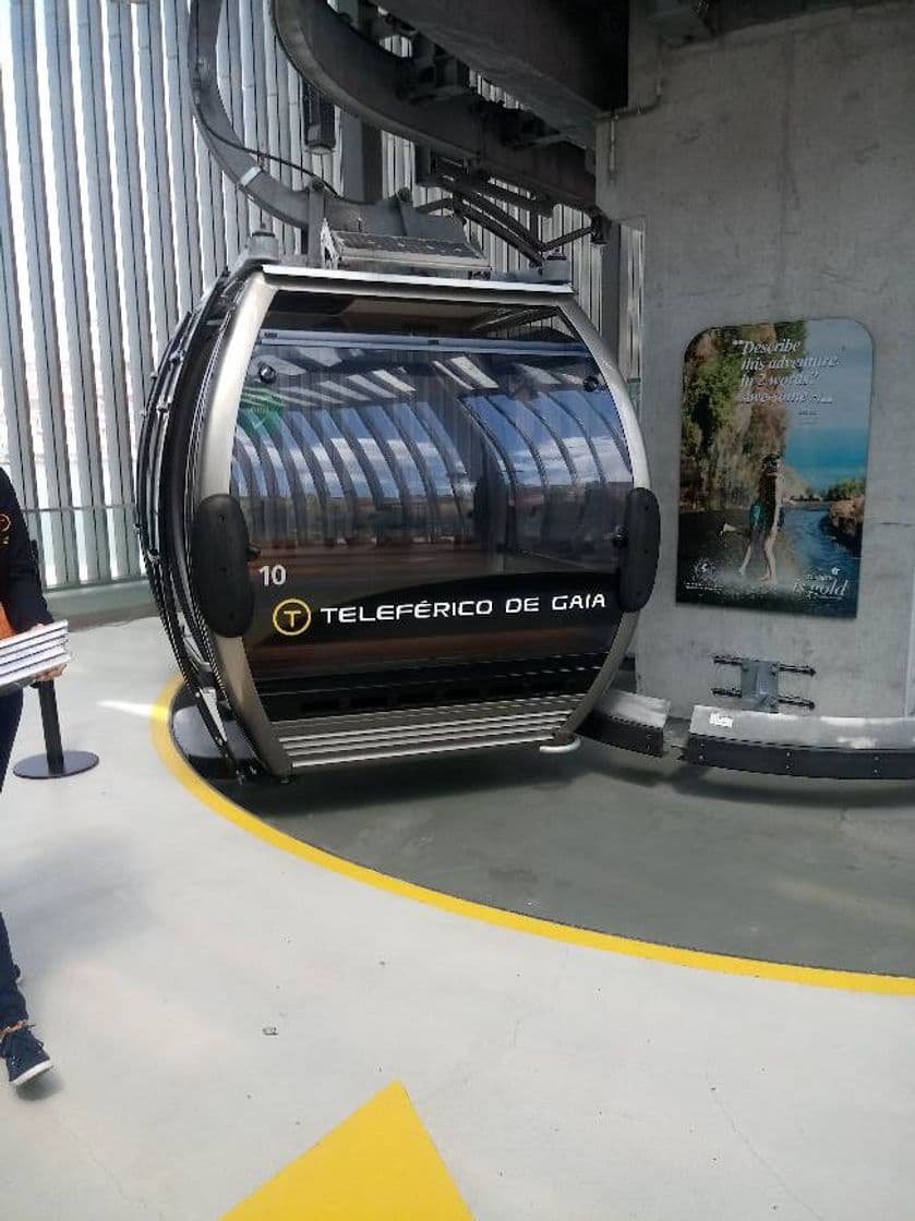 Lugar Teleférico de Gaia - Estação Cais de Gaia