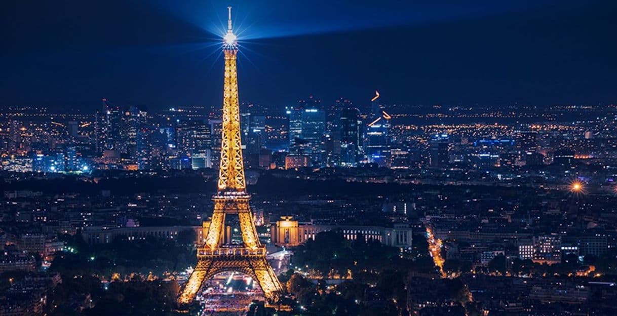 Place Torre Eiffel