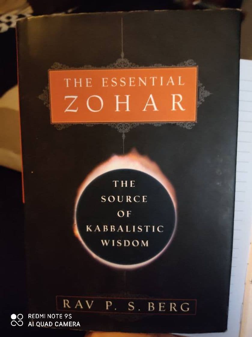 Libro The Essential Zohar: The Source of Kabbalistic Wisdom by Rav P.S. Berg