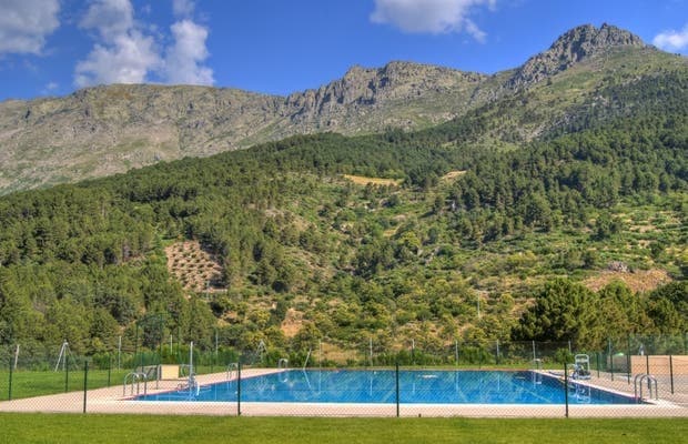 Lugar Piscina Municipal de El Arenal