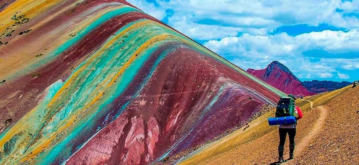 Lugar Vinicunca Rainbow Mountain