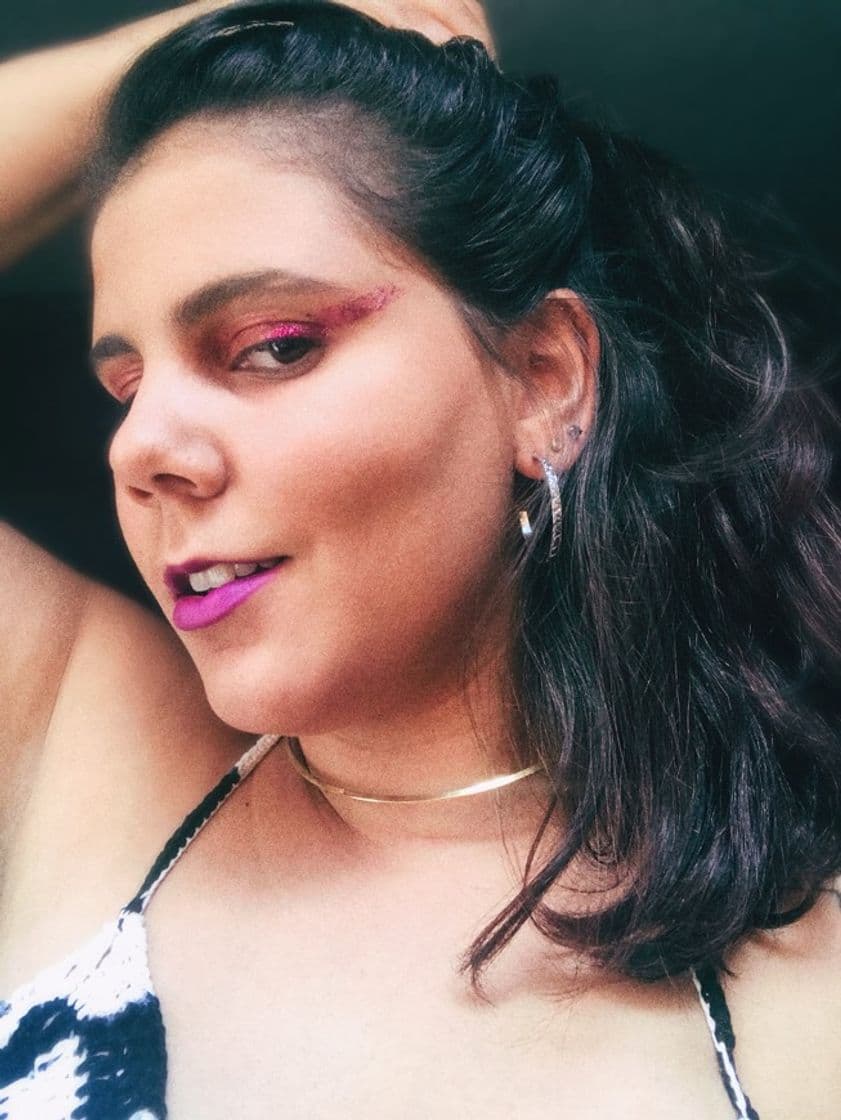 Fashion Como fiz meu delineado de glitter parte 3