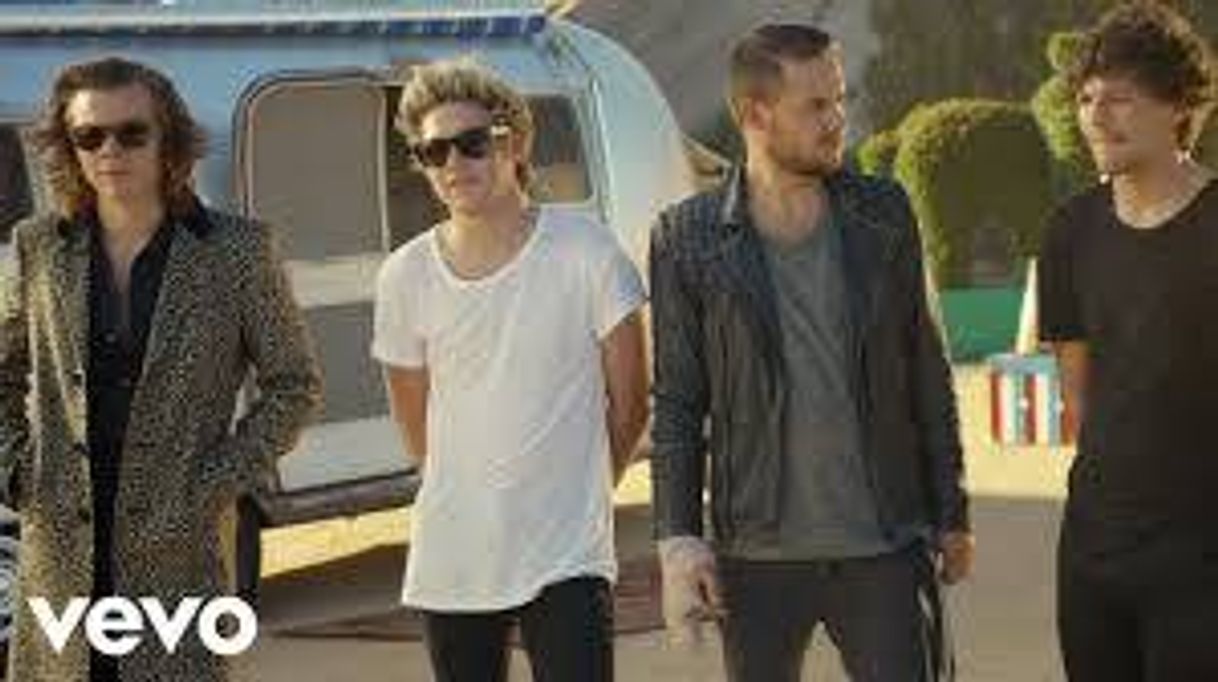 Canción One Direction - Steal My Girl - YouTube