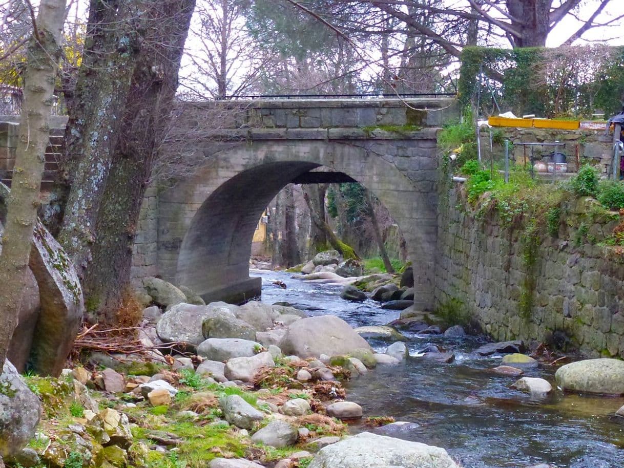 Place Piedralaves