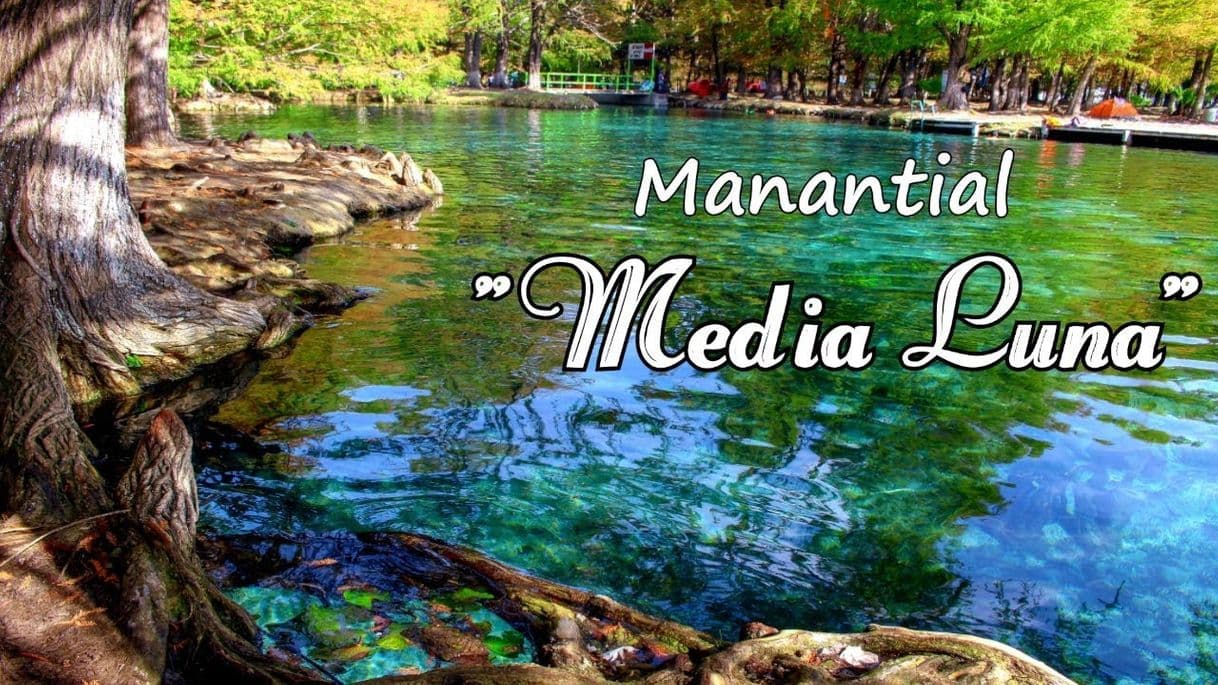 Lugar Manantial La Media Luna