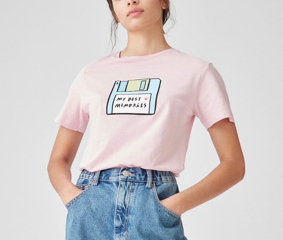 Moda T-shirt Rosa com ilustração de disquete