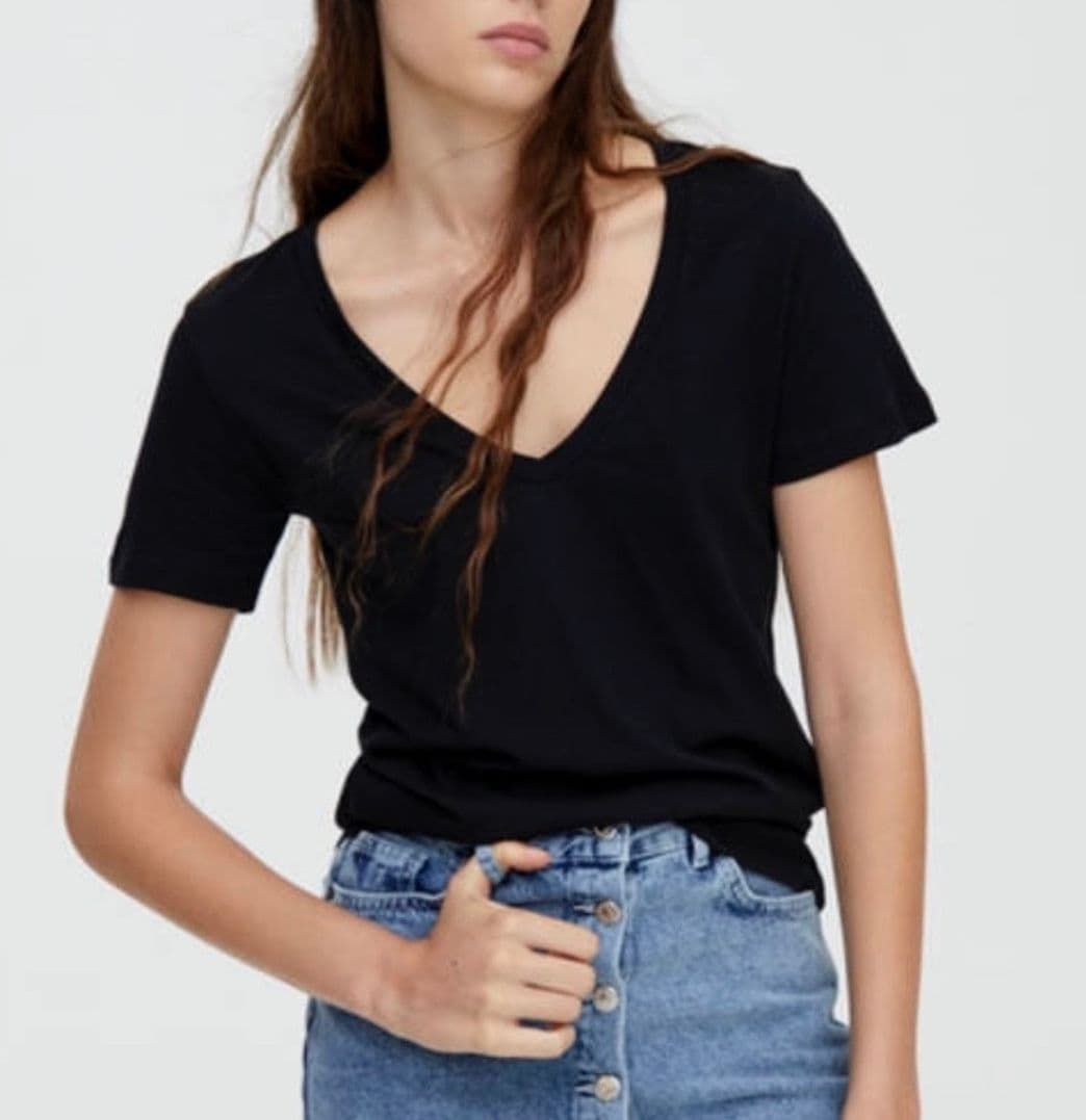 Moda T-shirt com decote em bico em algodão - preto 