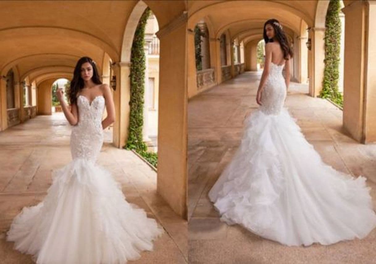 Fashion Pronovias reinterpreta sus vestidos de novia más icónicos