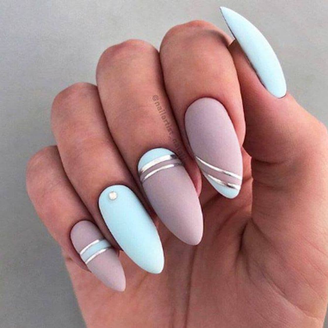 Moda Acrylic Nails Designer 