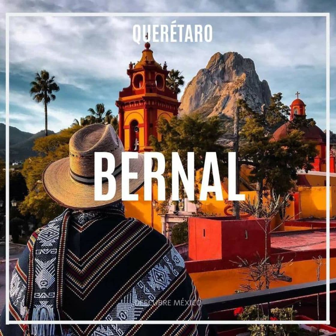 Lugar Bernal