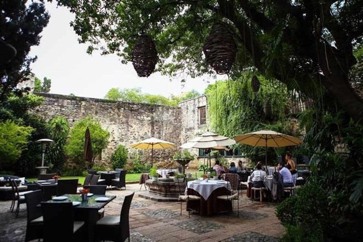 Restaurants El Jardín De Los Milagros