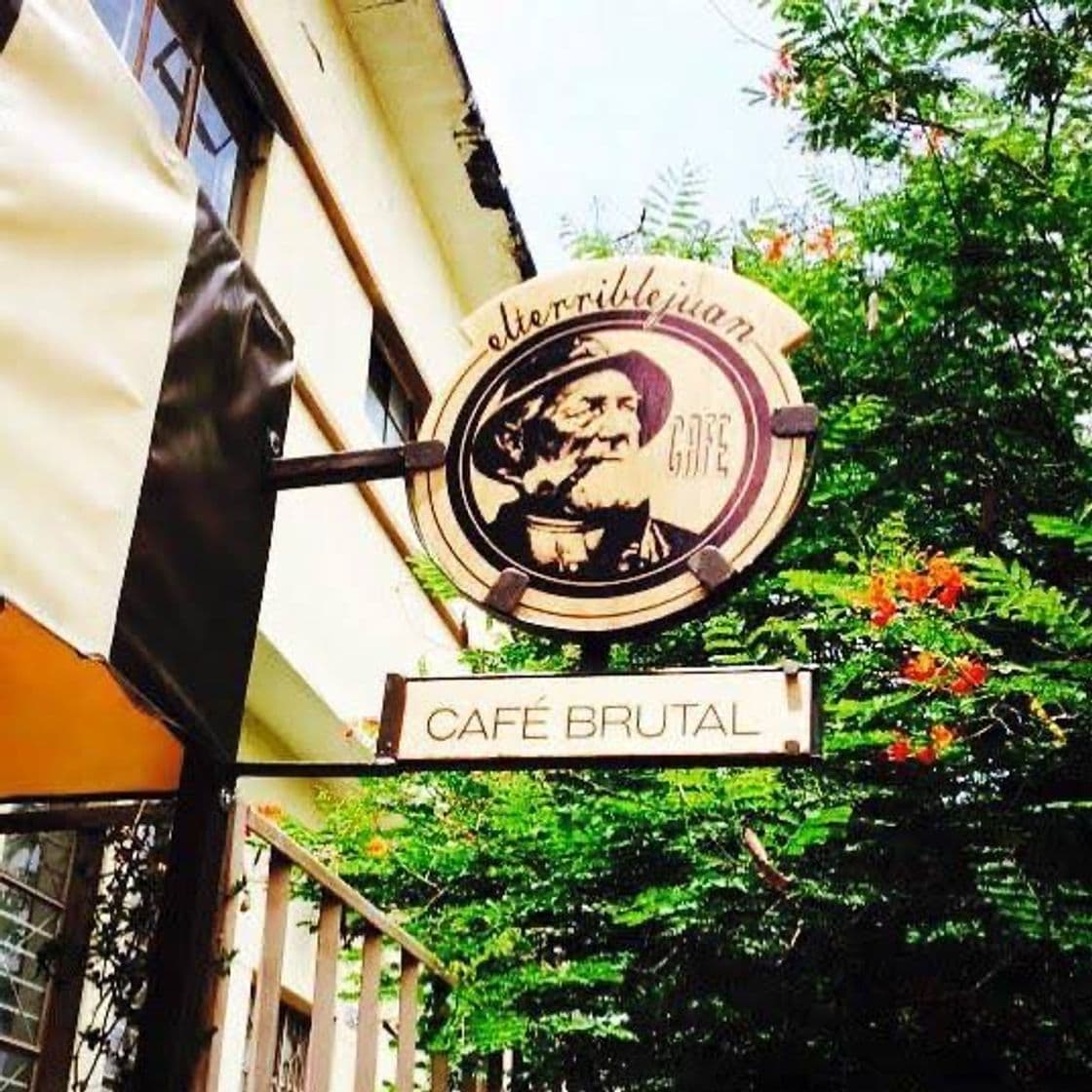 Lugar El Terrible Juan Café