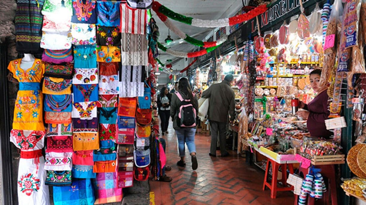 Lugar Mercado de Dulces y Artesanías