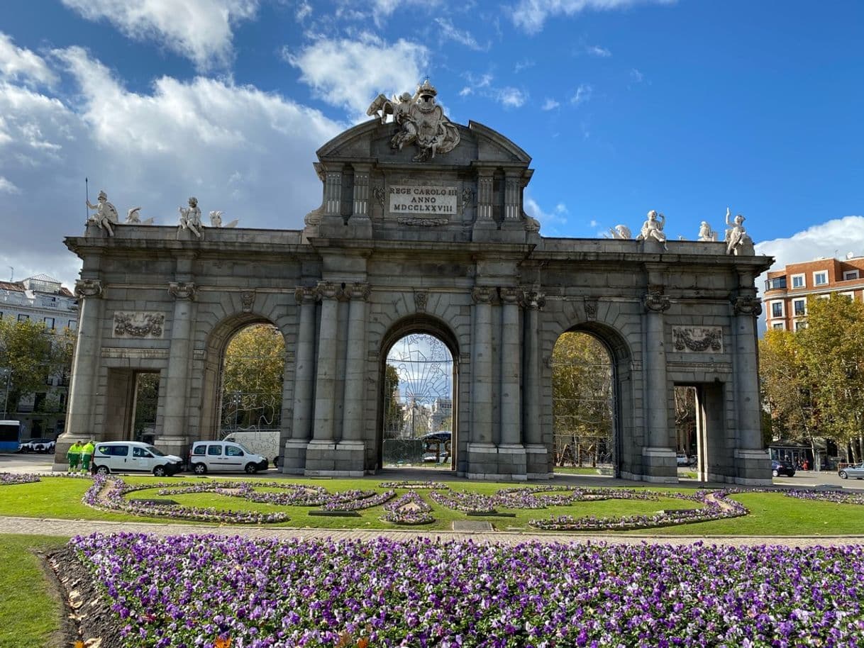 Lugar Puerta de Alcalá