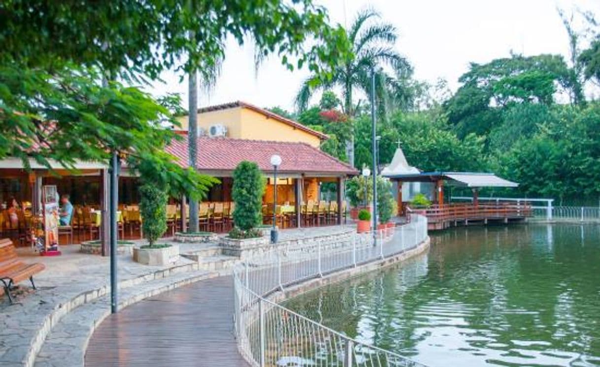 Restaurantes Peixada do Lago