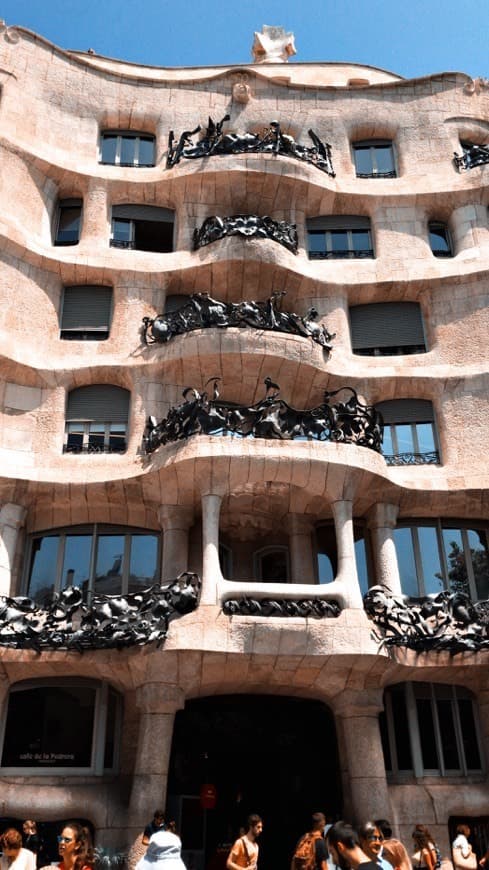 Place La Pedrera