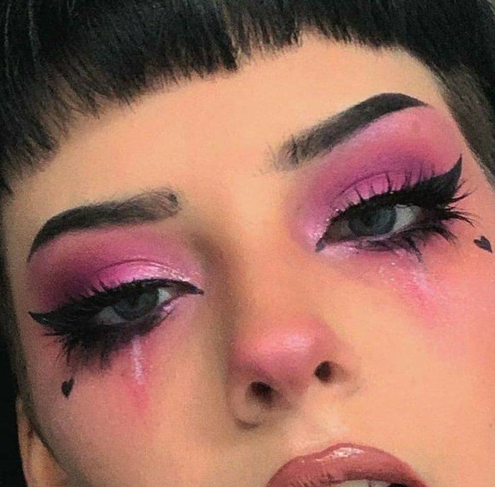 Fashion pink makeup❤️