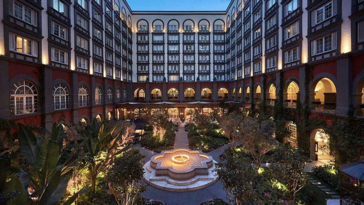 Lugar Four Seasons Hotel Mexico City