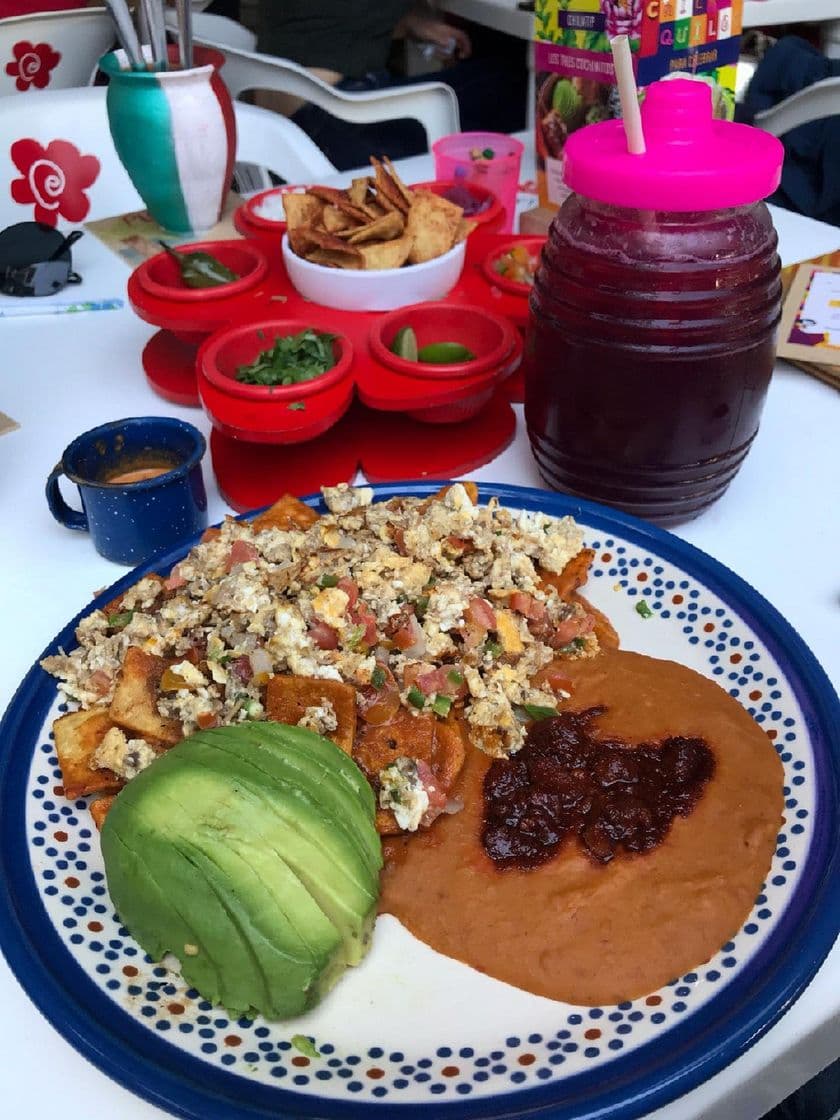 Restaurantes Frida Chilaquiles Contry