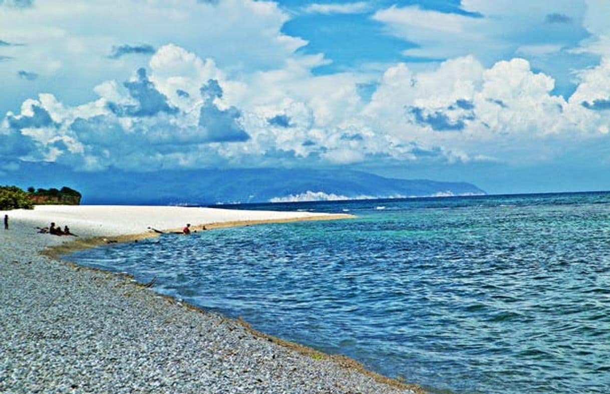 Lugar Playa El Quemaito