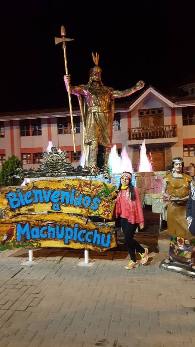 Lugar Machu Picchu Pueblo