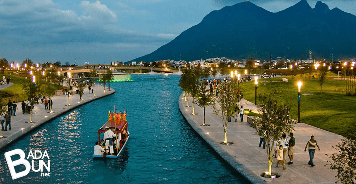 Place Paseo Santa Lucía