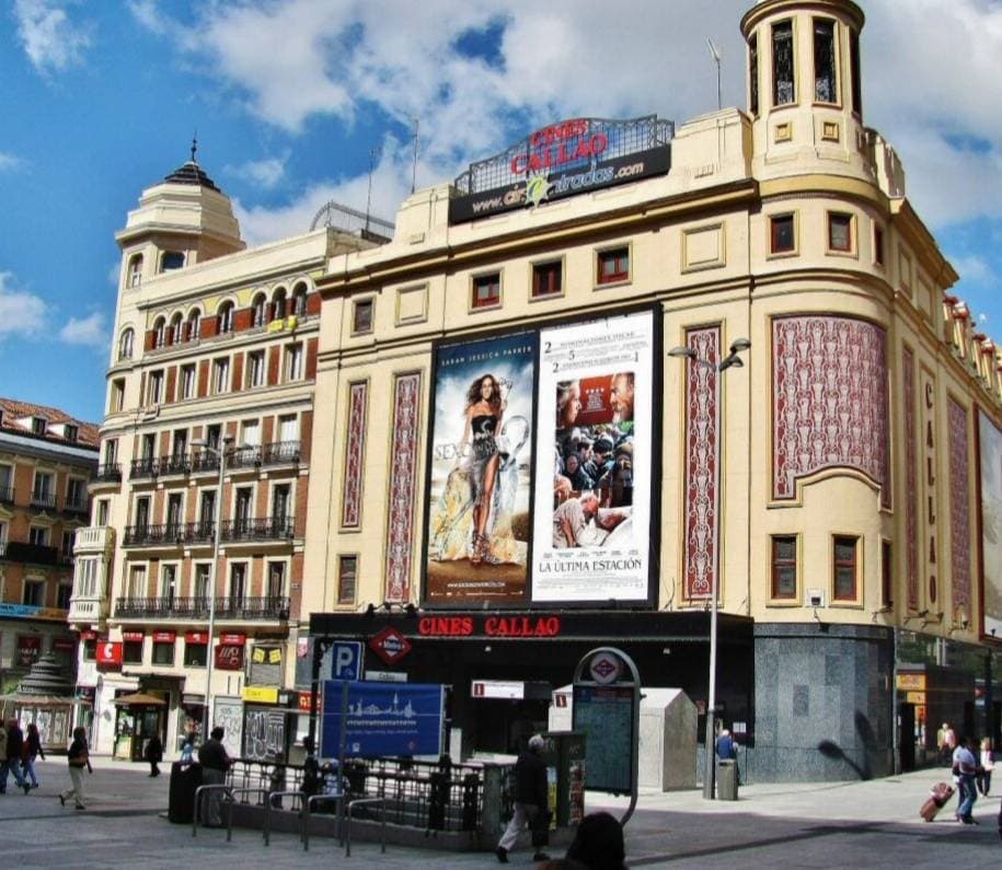 Place Cines Callao