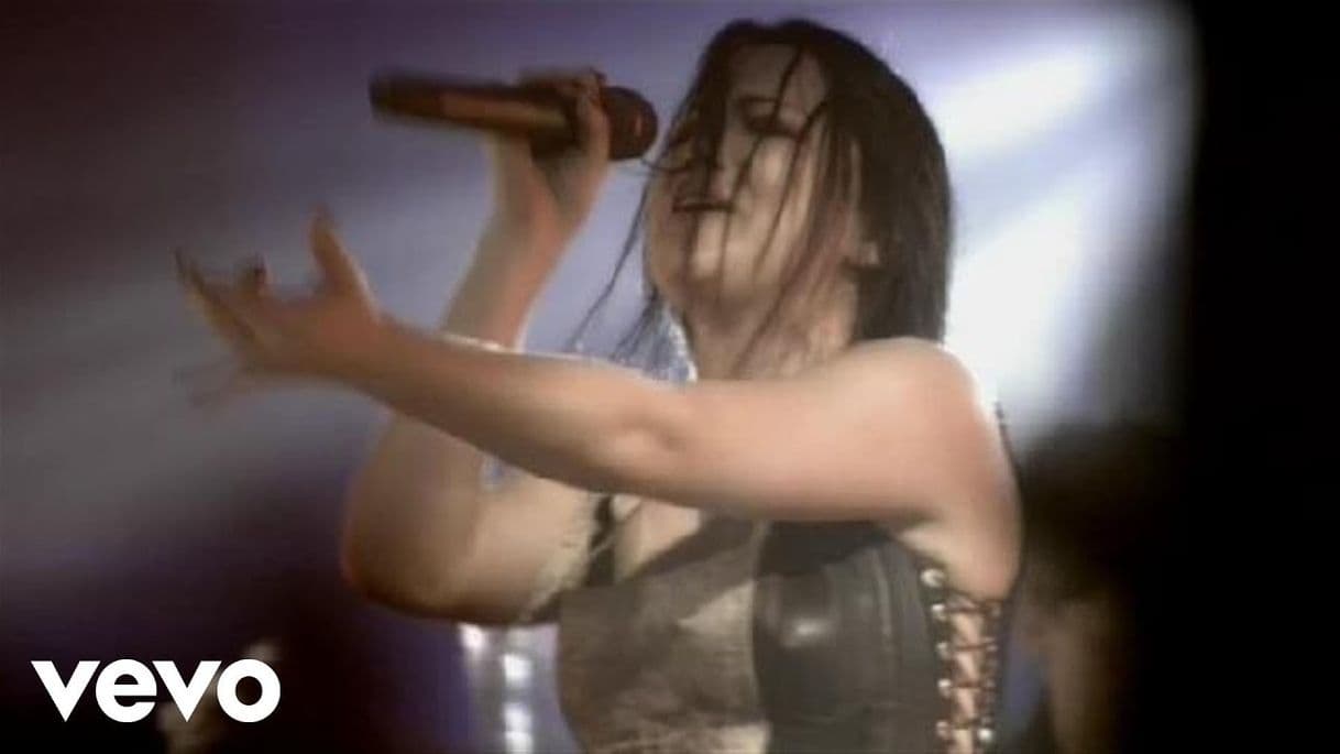 Canción Evanescence - Bring Me To Life (live)