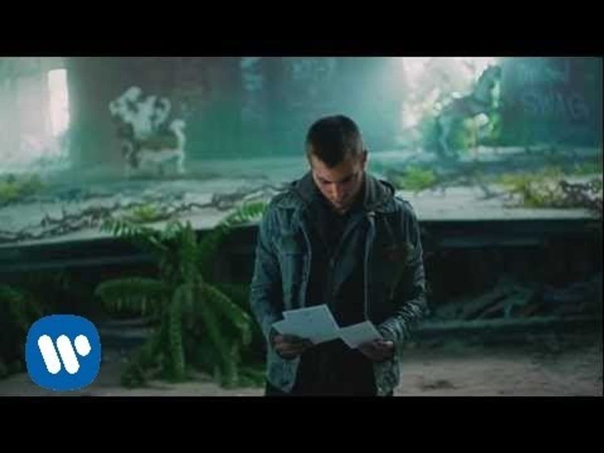 Canción LOST IN THE ECHO (Official Video) - Linkin Park - YouTube 