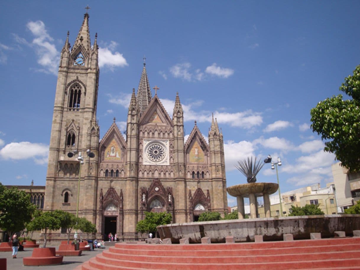 Place Templo Expiatorio del Santísimo Sacramento