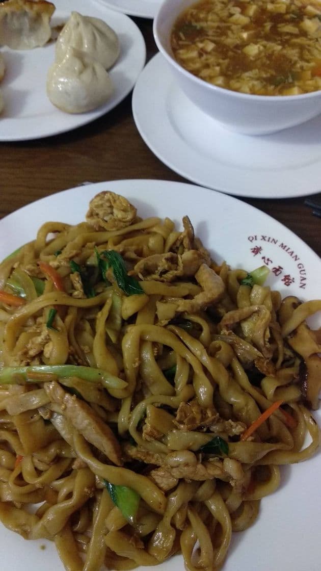 Restaurantes Qi Xin Mian Guan