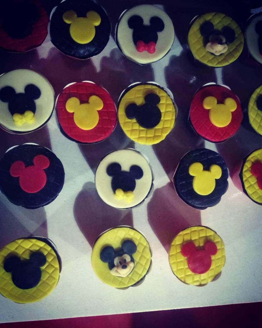 Fashion Cupcake Mickey