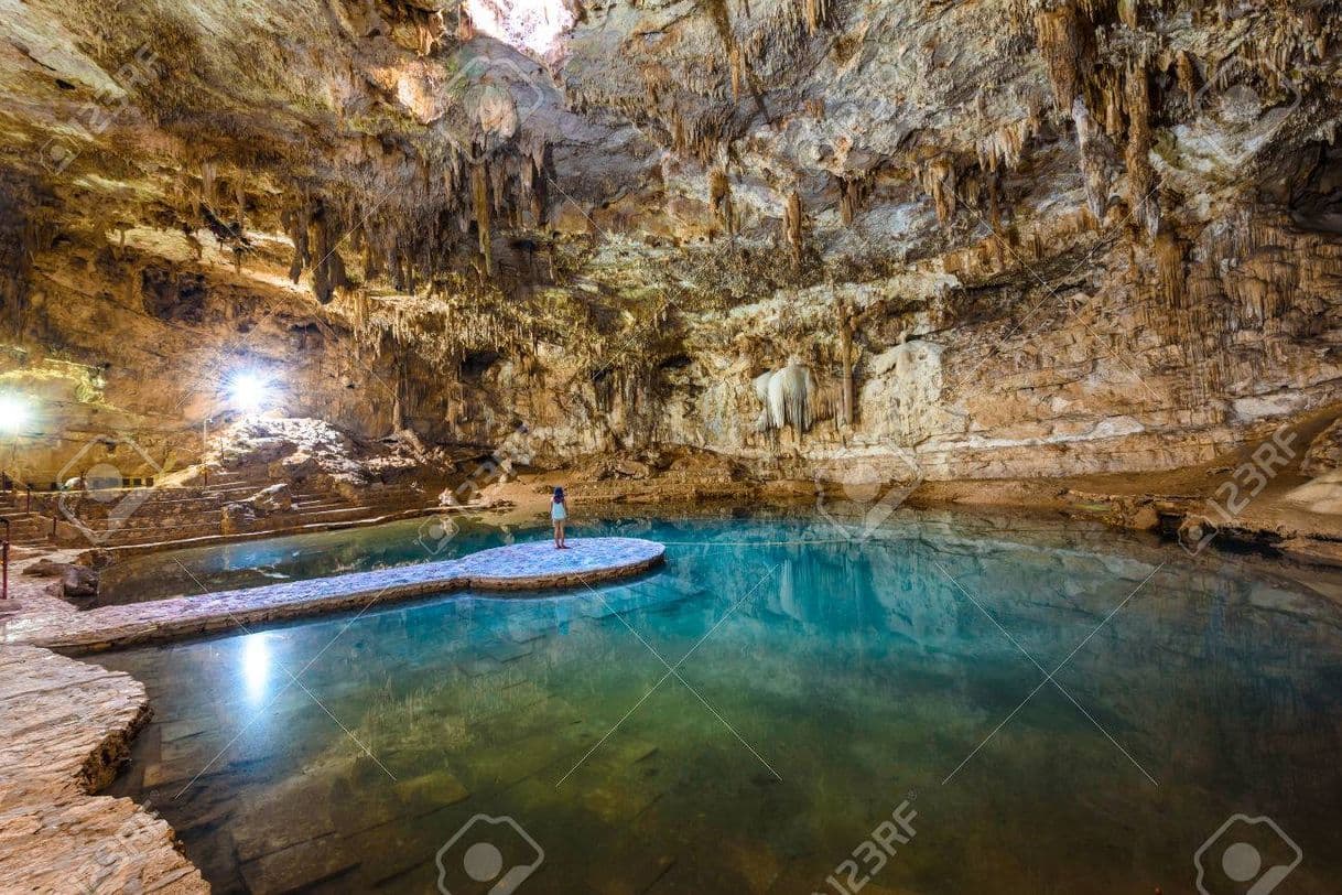 Lugar Cenote Suytun