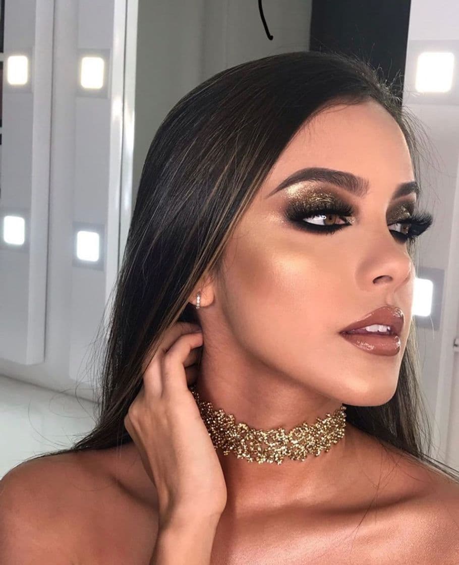 Moda Perfect Smokey + gold glitter ✨ 