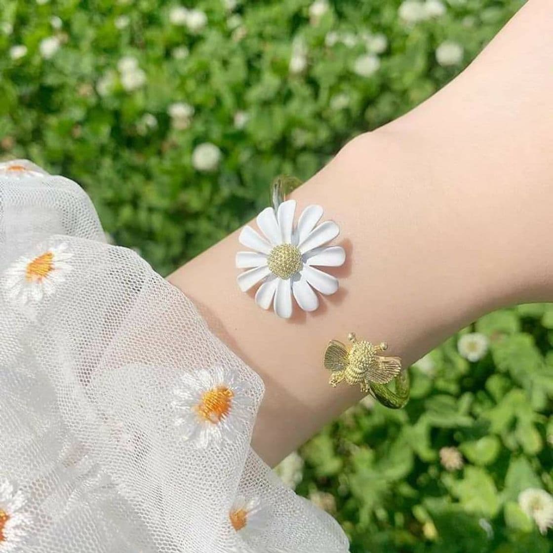 Moda Pulseira de flor🌼