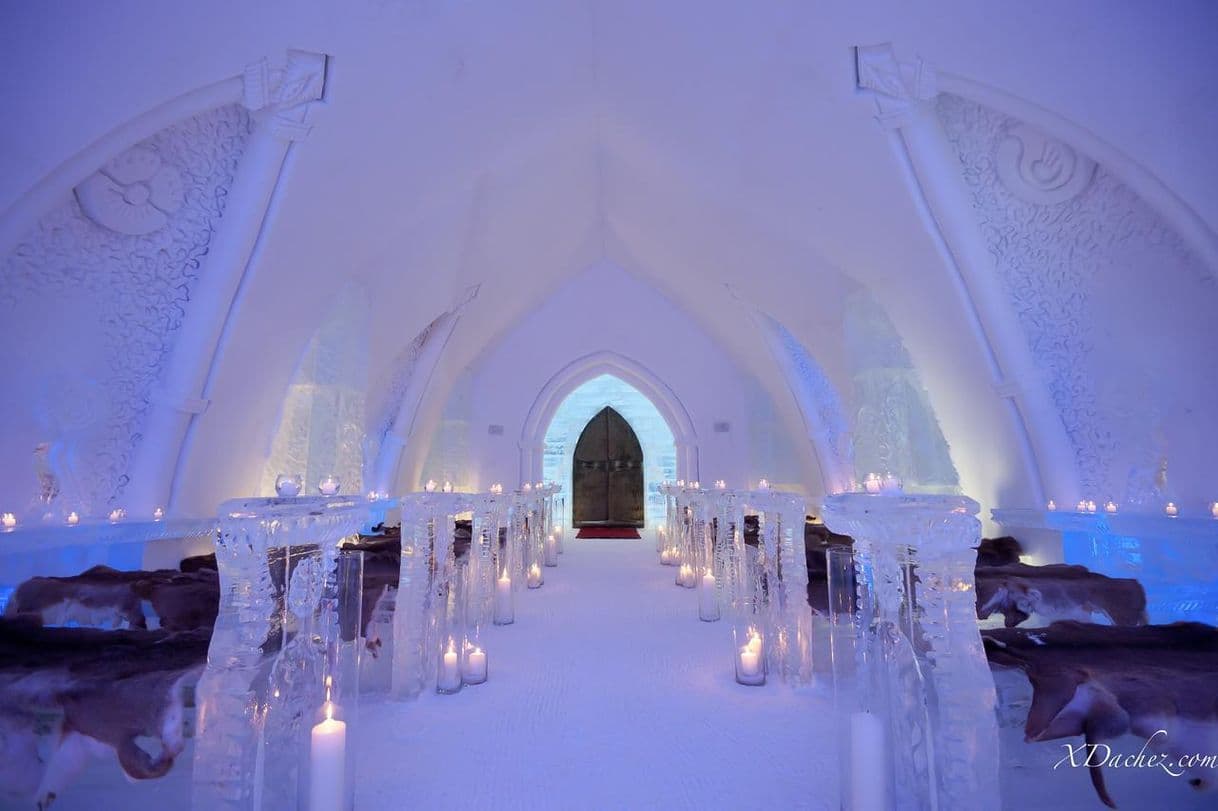 Place Hôtel de Glace