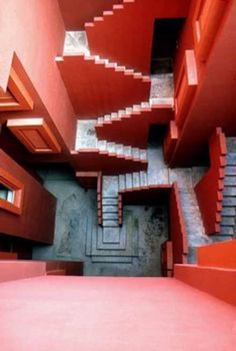 Place La Muralla Roja Loft