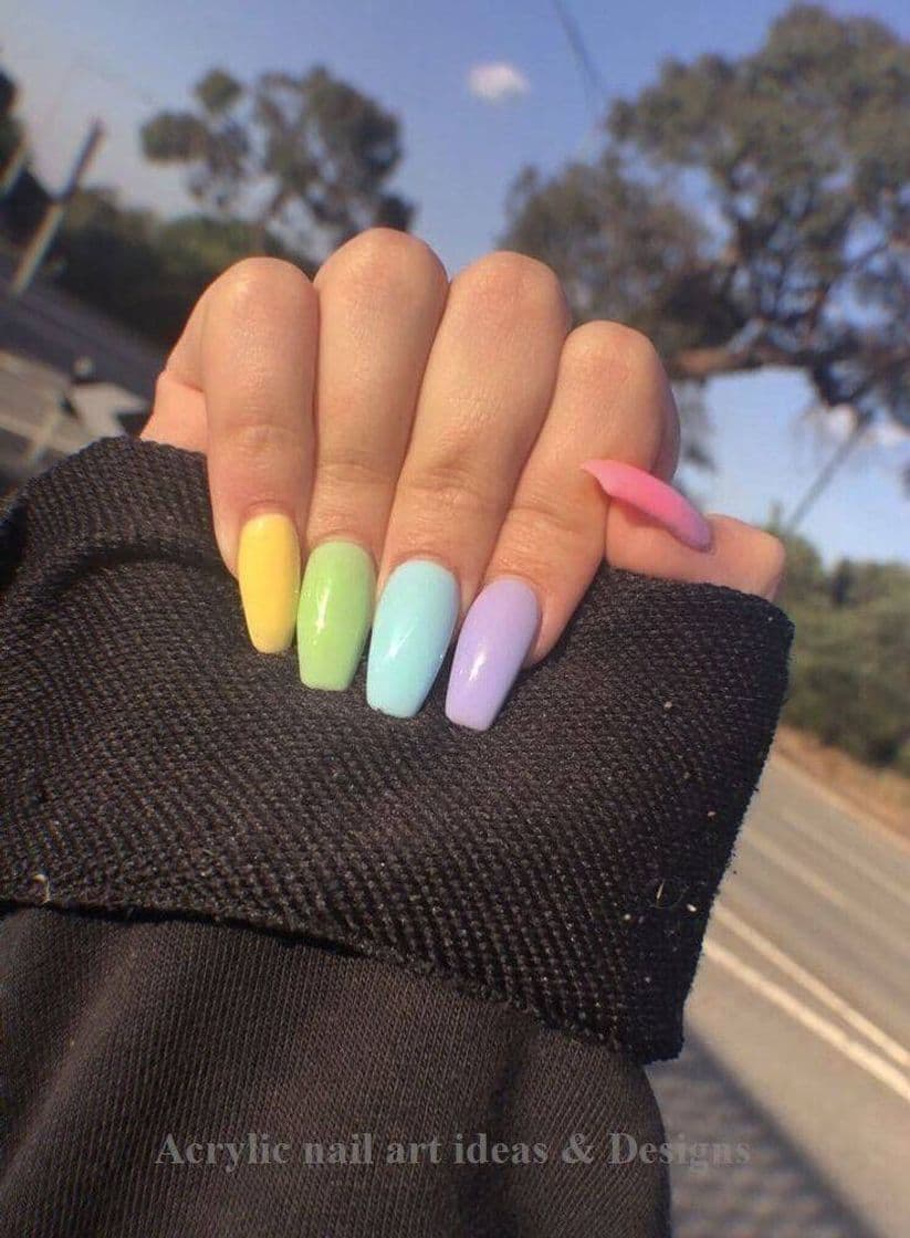 Moda Unhas bem coloridas 