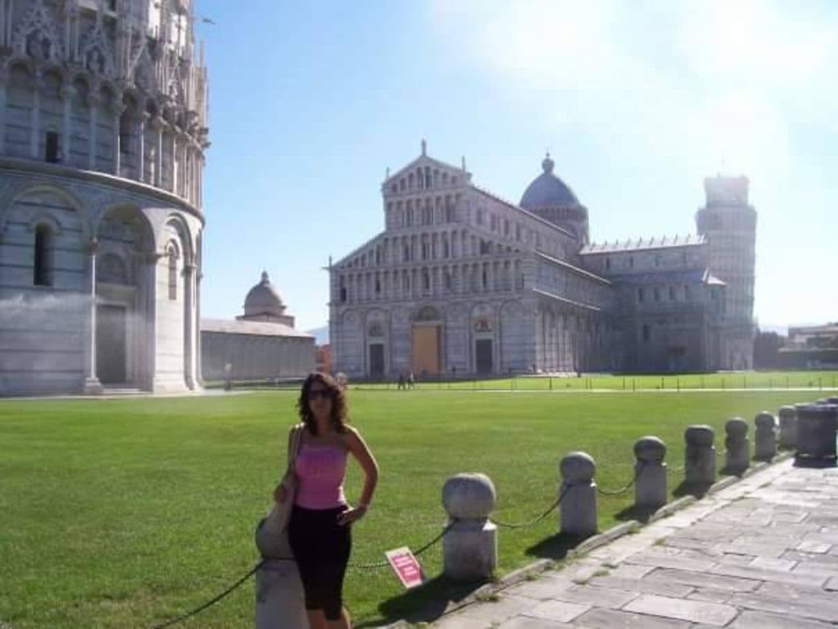 Lugar Battistero di Pisa