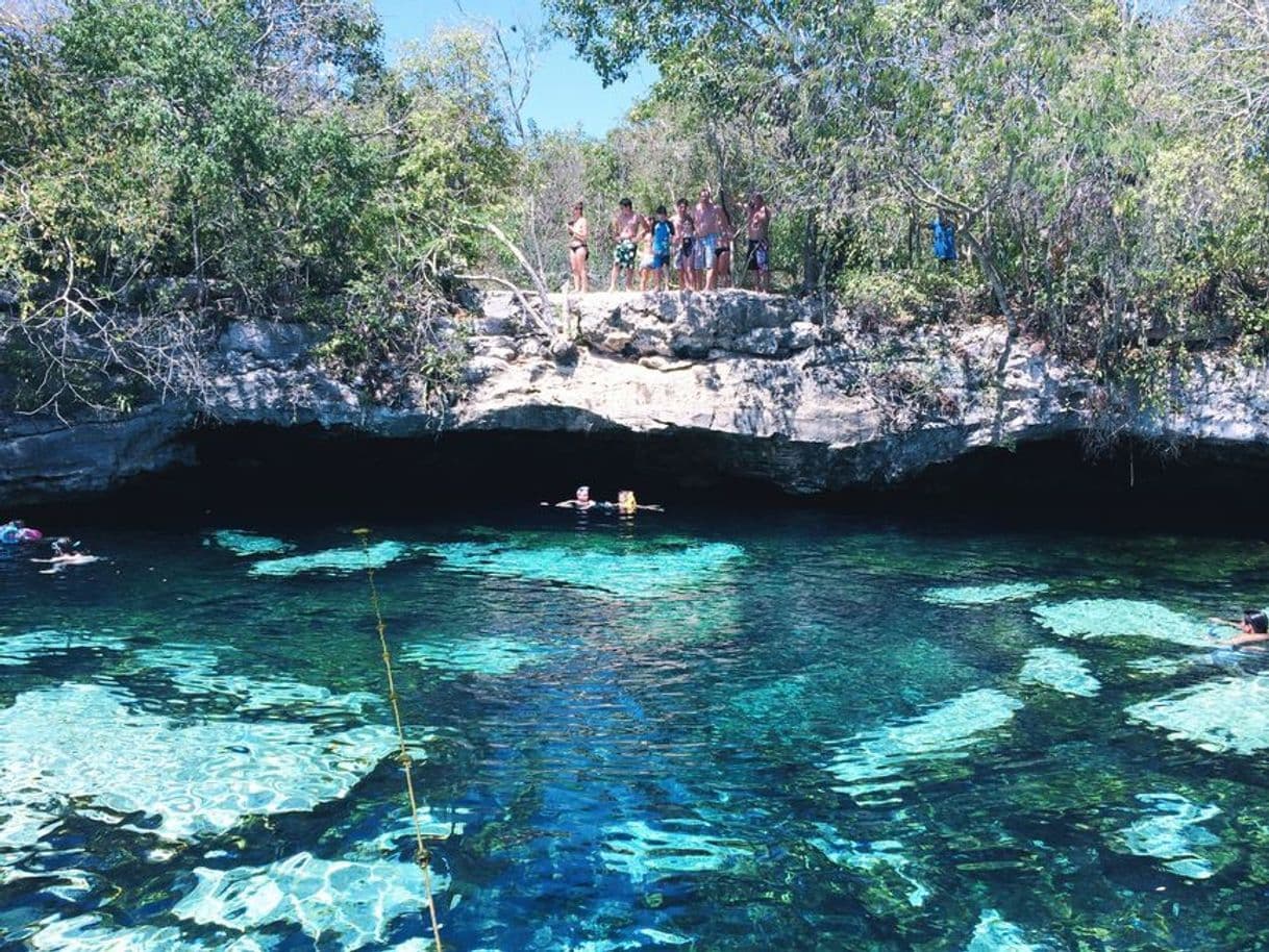 Lugar Cenote Azul