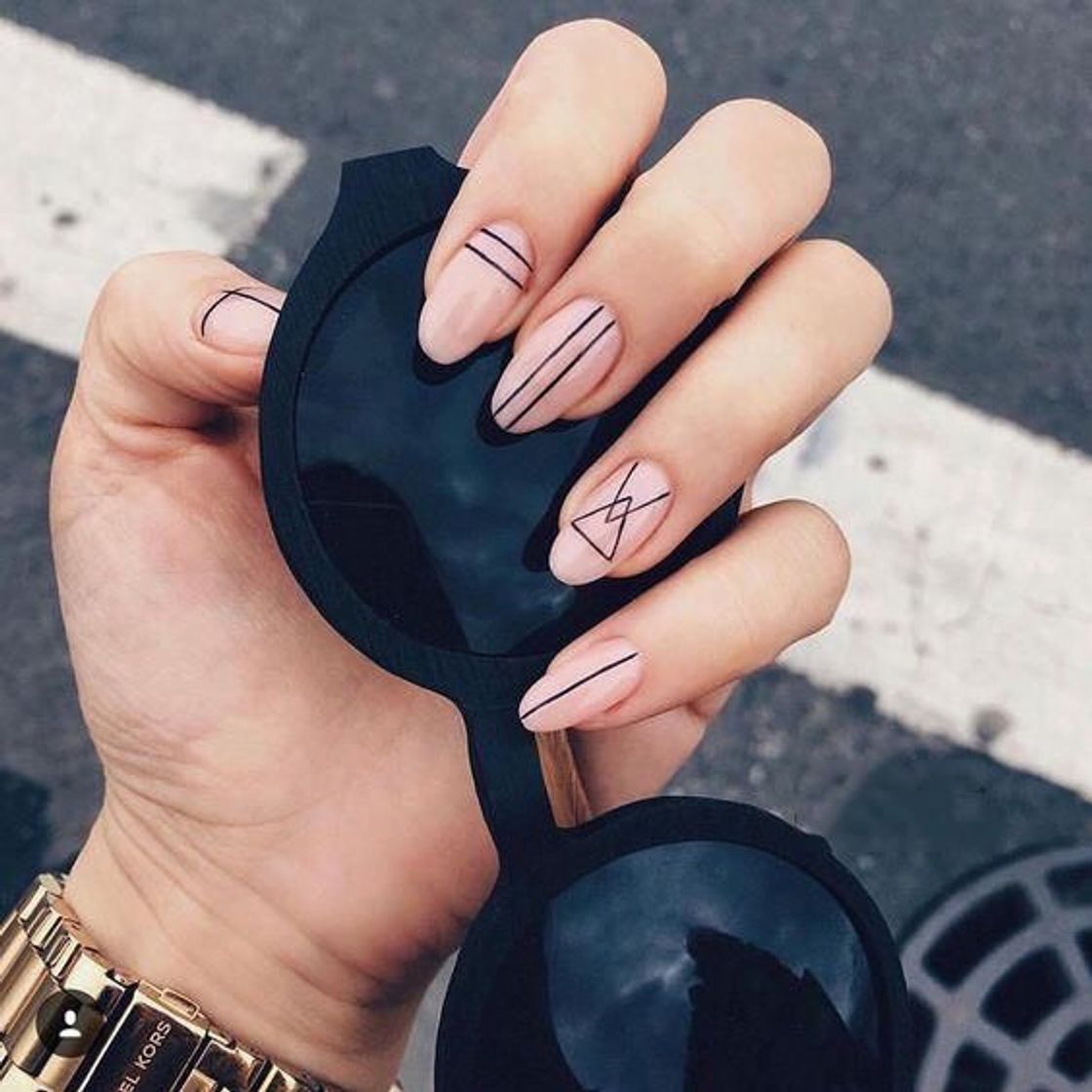 Fashion Geometric nail 