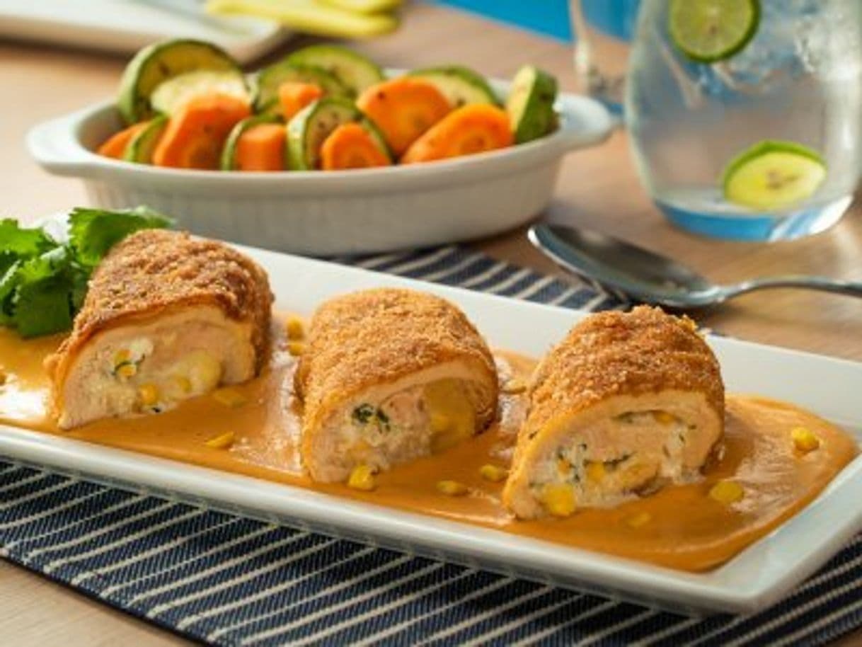 Moda Rollitos de Pollo Rellenos de Queso con Salsa de Chipotle