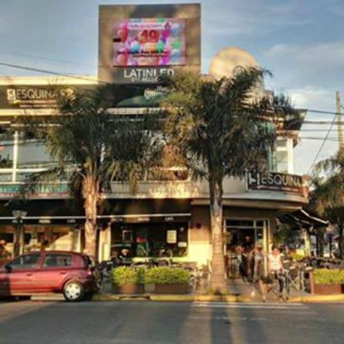 Restaurantes La Esquina Due