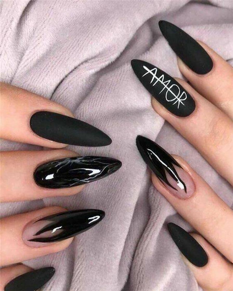 Moda Vamos decorar as unhas? 