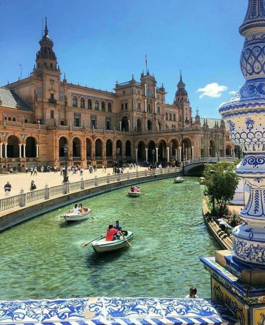 Place Sevilla