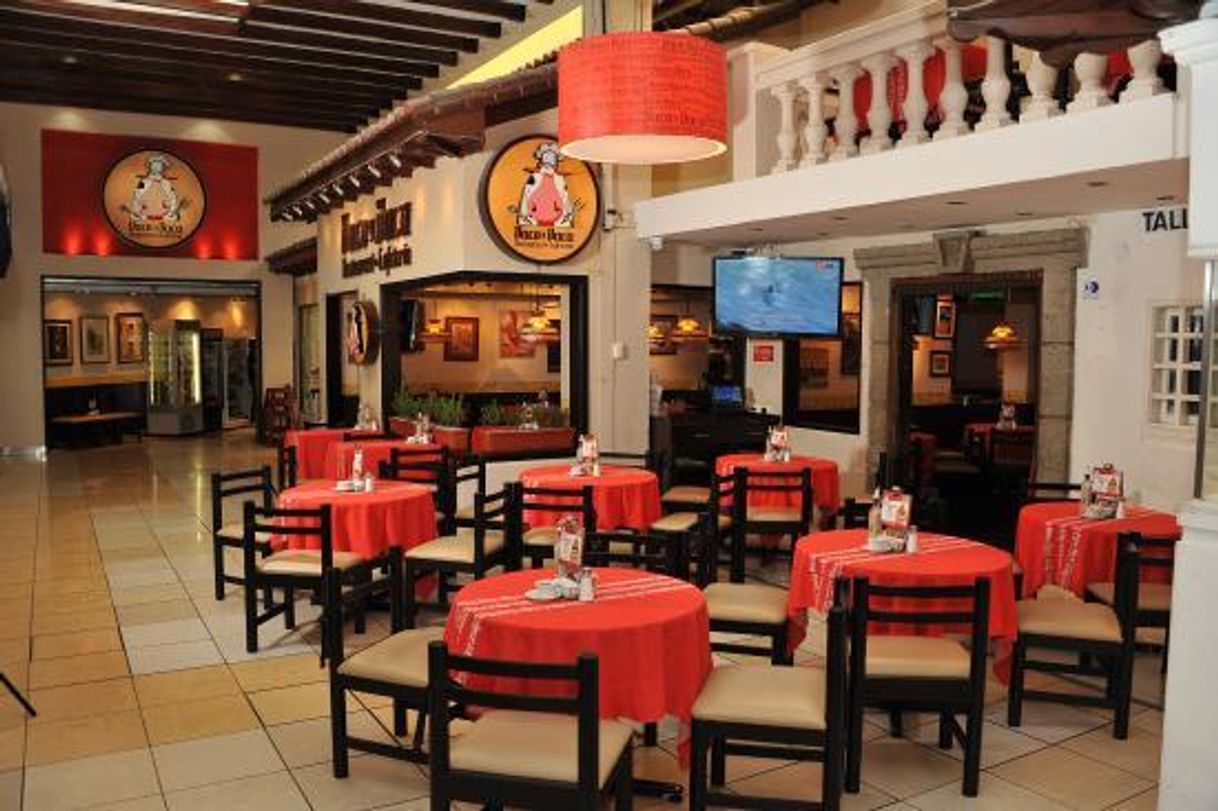 Restaurants Vaco y Vaca Quicentro Norte