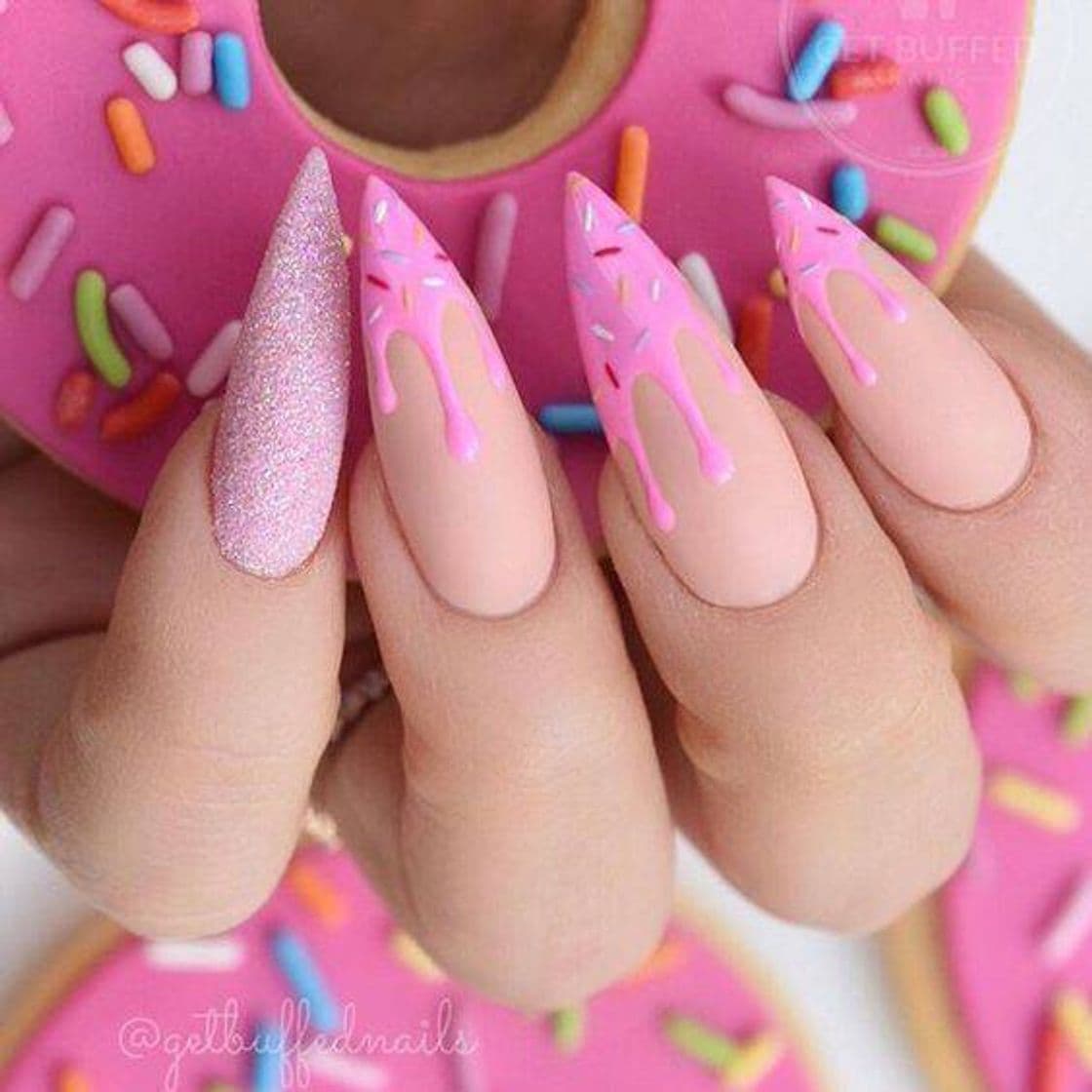 Moda Donut nails ARt