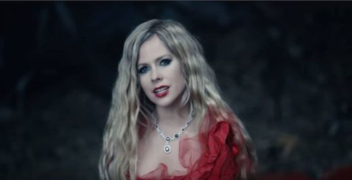 Fashion Avril Lavigne - I Fell In Love With The Devil (Official Video) - YouTube