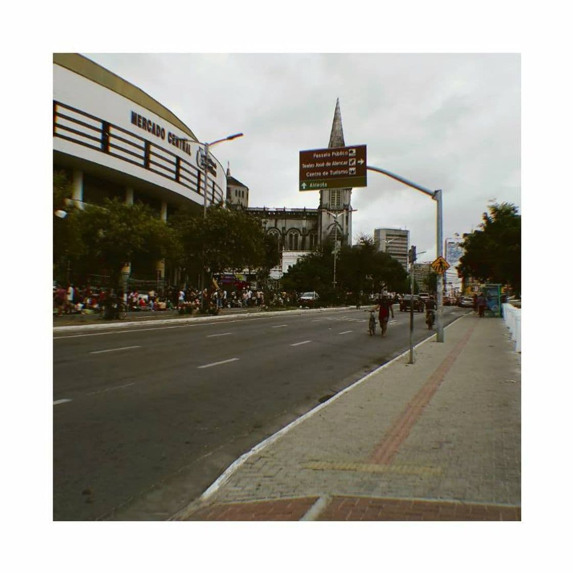 Place Mercado Central